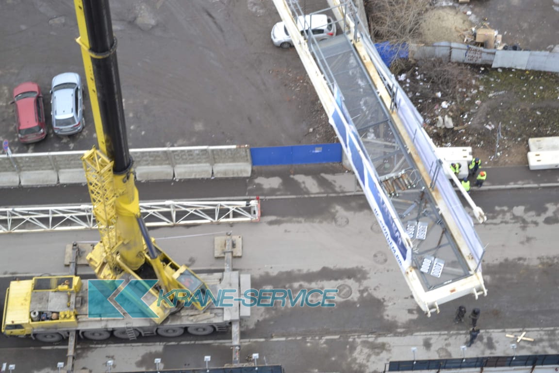 Монтаж башенного крана усилиями 200 тонного автокрана